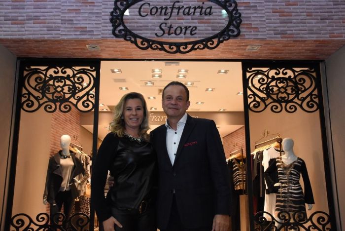 Proprietário da loja Eduardo Nogara e Luciane Brambilla, consultora de imagem - Foto: Bebel Ritzmann