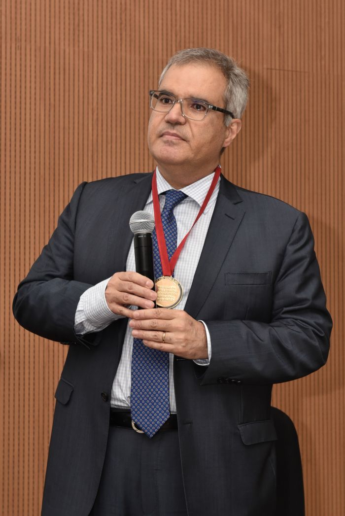 Professor e advogado paranaense Luiz Guilherme Marinoni - Foto: Gleber Nova
