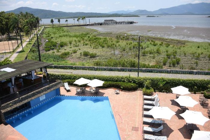 Hotel presenteia hóspedes com vista para a Baia de Antonina e para Serra do Mar - Foto: Divulgação