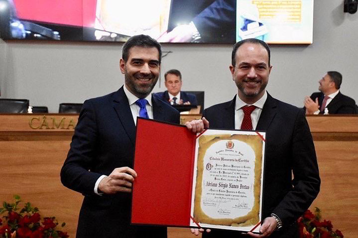 Advogado Adriano Bretas é Cidadão Honorário de Curitiba