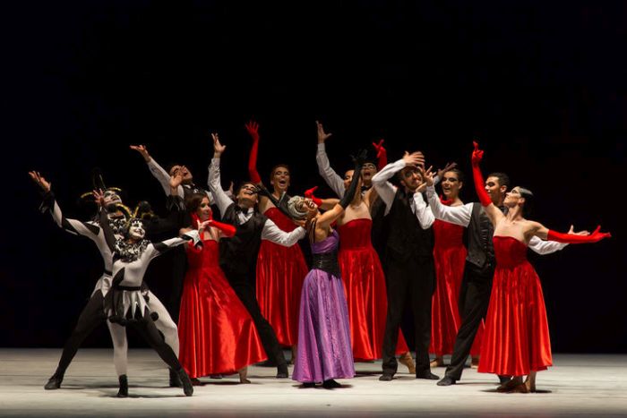 Balé Teatro Guaíra faz turnê para celebrar 50 anos 
