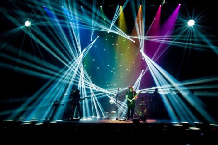 Teatro Positivo recebe neste sábado Atom Pink Floyd Tribute