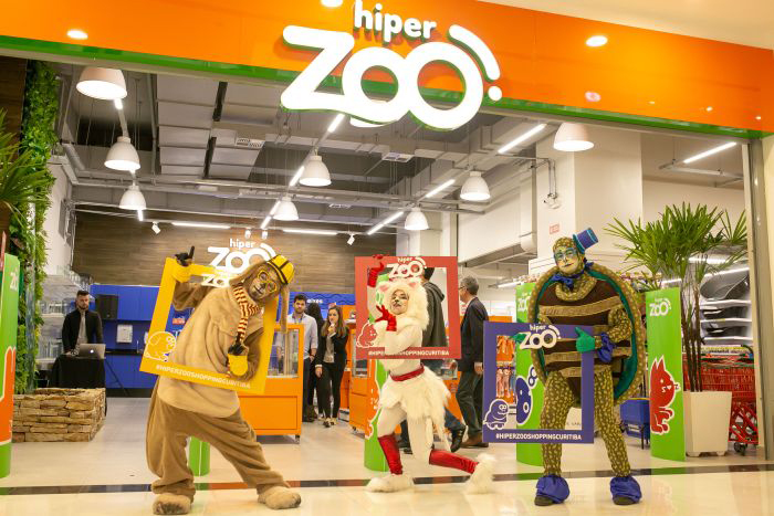 HiperZoo celebra inauguração da nova loja no Shopping Curitiba