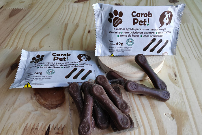 Chega ao mercado a Carob Pet: nova barrinha de alfarroba para cães
