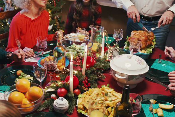 Festas de fim de ano pedem atenção para os riscos de intoxicações alimentares