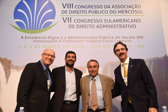 Conferências de congressos do IPDA destacam Itaipu, governança brasileira e Mercosul