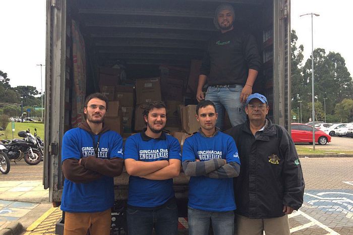 Estudantes de Engenharia coletam 800 Kg de lixo eletrônico em Curitiba