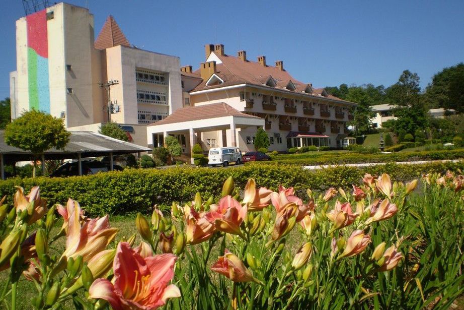 Thermas Piratuba Park Hotel ganha colorido especial com a primavera