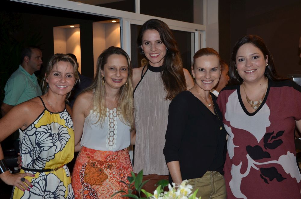As procuradoras Mariana Carvalho Waihrich, Francine Hoelz Balbi Romão de Oliveira, Anne Caroline Cassou, Stefânia Basso e Carolina Lucena Schussel As procuradoras Mariana Carvalho Waihrich, Francine Hoelz Balbi Romão de Oliveira, Anne Caroline Cassou, Stefânia Basso e Carolina Lucena Schussel