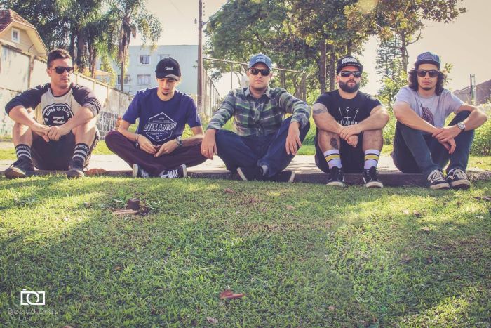 Banda Right Back