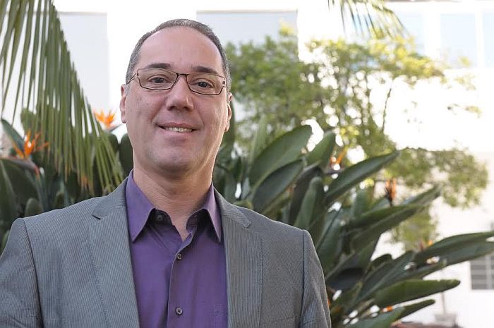 Joseph Razouk Júnior, diretor editorial da Editora Positivo - Crédito: Divulgação / Central Press 