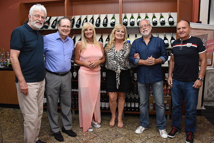 Adolfo, Heitor Côrtes Netto, Maristela, Vera Sviesk, Luiz Jardim e Milton Apter (Bebel Ritzmann)