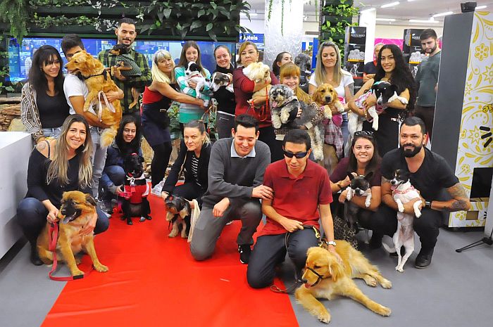 Participantes do desfile - Créditos: Foto Chico Martins 