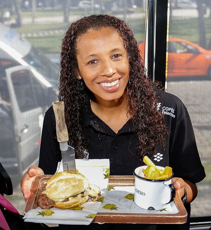 A medalhista de ouro olímpica Valeskinha - Créditos: Valterci Santos