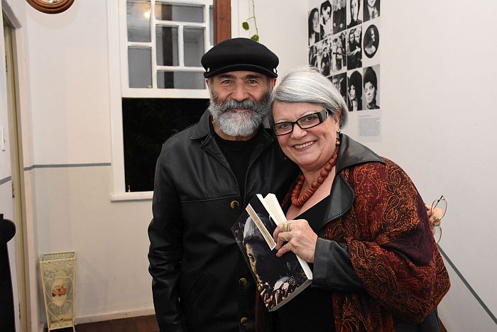 Etel com um de seus parceiros musicias Iso Fischer  (Bebel Ritzmann)