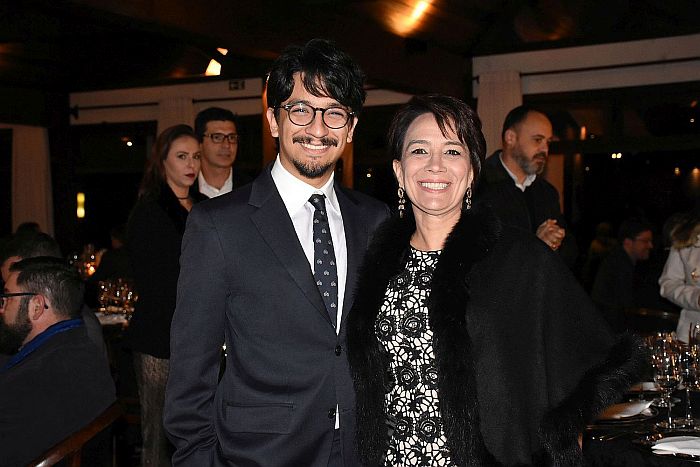 A endocrinologista Silmara Leite, presidente da SBEM-PR e seu filho Lucas Leite, estudante de medicina da UFPR (Bebel Ritzmann)