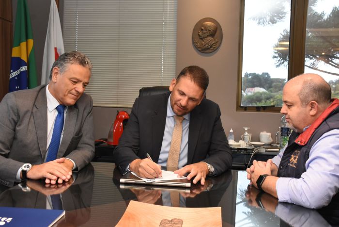 Parceria foi formalizada na sede da OAB Paraná - Foto: Bebel Ritzmann