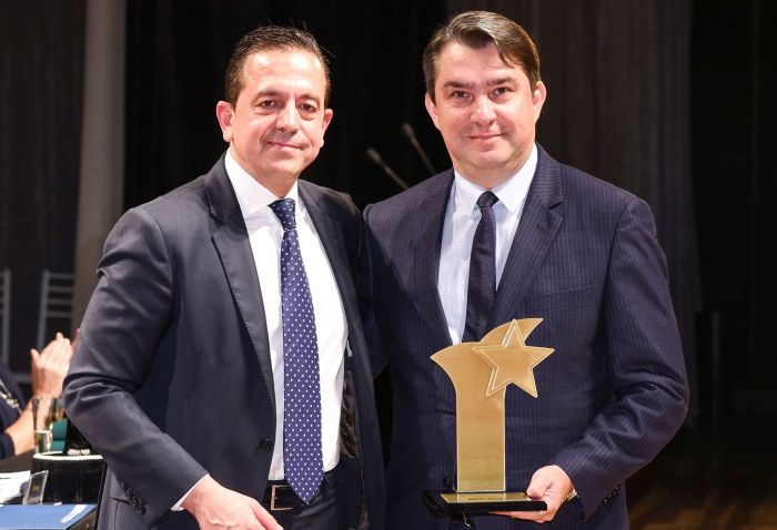 Fabiano Neves e o diretor da ESIC Espanha, Felipe Llano - Foto: Divulgação 