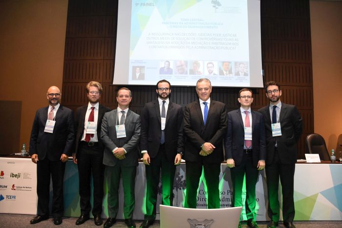 Participantes com o presidente do IDPA, Edgar Guimarães - Foto: Bebel Ritzmann