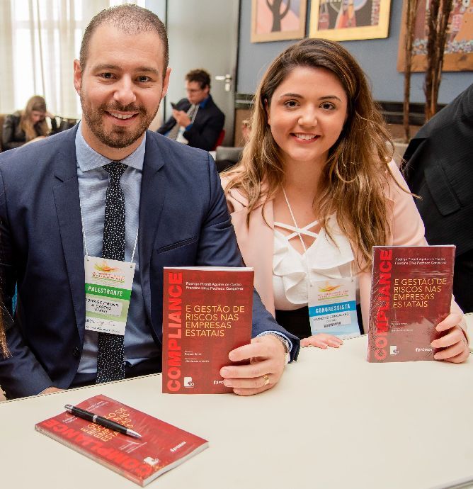 Os autores Rodrigo Pironti e Francine Gonçalves - Foto: Divulgação