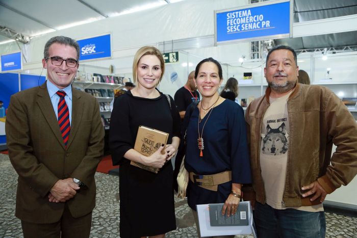 Pedro Ezequiel Marotta;  Isabela França; Patrícia Cavalcanti de Marotta; Mário Hélio - Foto: Patrícia Klemtz