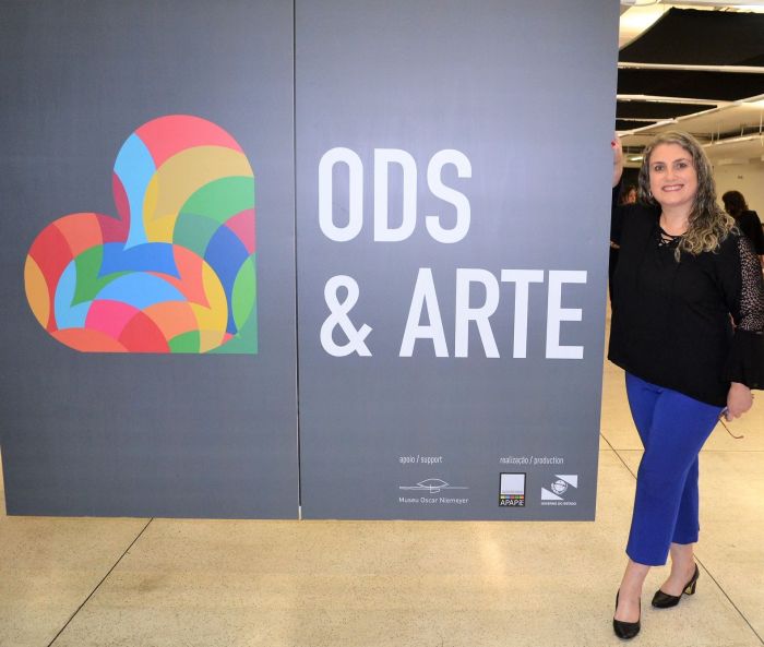 Sabine Feres, vice-presidente da APAP/PR e curadora da exposição - Foto: Divulgação