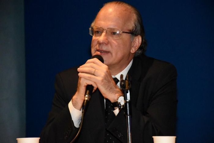 Professor Juarez Freitas - Foto: Bebel Ritzmann Professor Juarez Freitas - Foto: Bebel Ritzmann