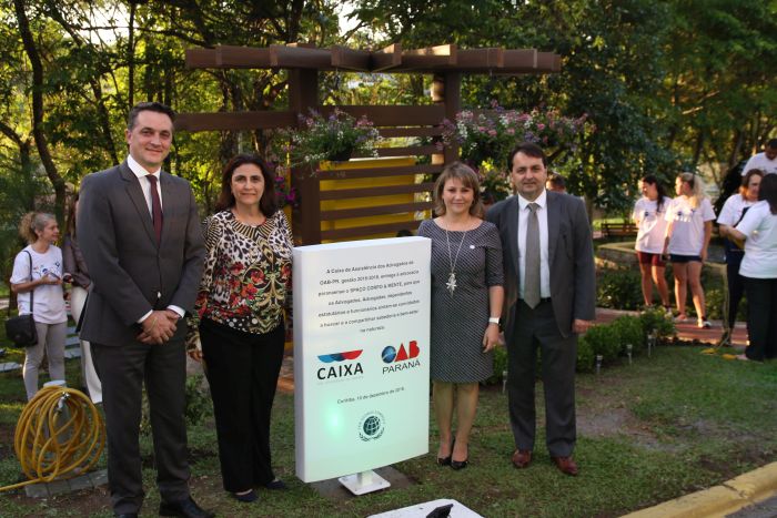 Diretores da CAA/PR na inauguração do espaço - Foto: Divulgação
