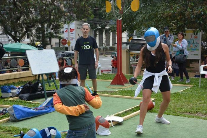 Além de interagir e participar das atividades, as crianças e adolescentes aprendem um pouquinho mais sobre cada esporte - Foto: Divulgação