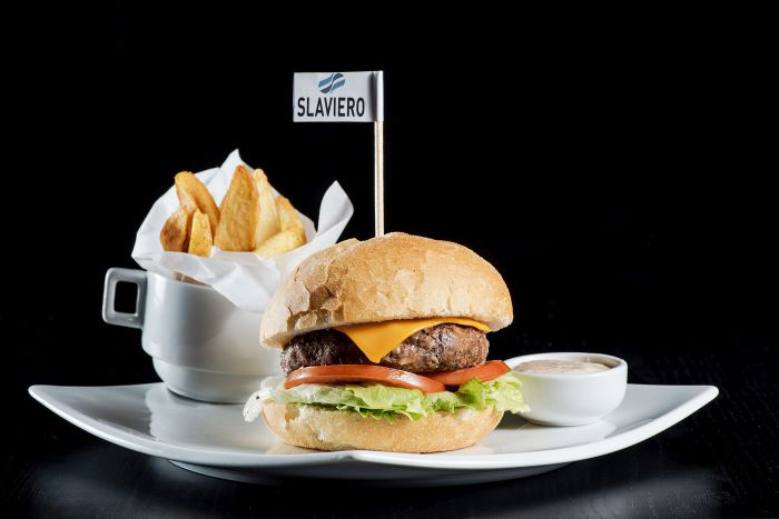 Classic Burguer - Foto: Divulgação