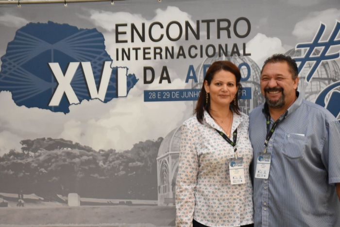 Janete Moreira e José Antônio Martins, da Editora Plena - Foto: Bebel Ritzmann Janete Moreira e José Antônio Martins, da Editora Plena - Foto: Bebel Ritzmann