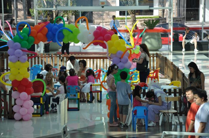 Colônia de férias começa na segunda-feira, dia 15, no Shopping Novo Batel  - Foto: Divulgação