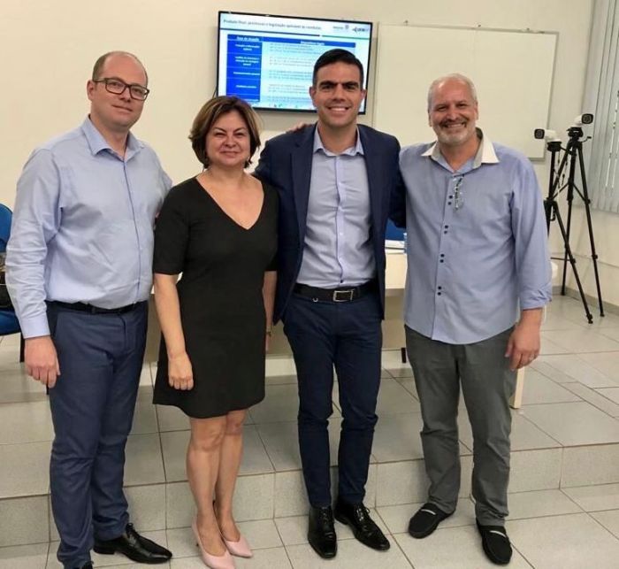 Elflay Miranda, Marcia Carla Pereira Ribeiro, Bráulio Cesco Fleury e Geovânio Rossato  na UEM - Foto: Divulgação 