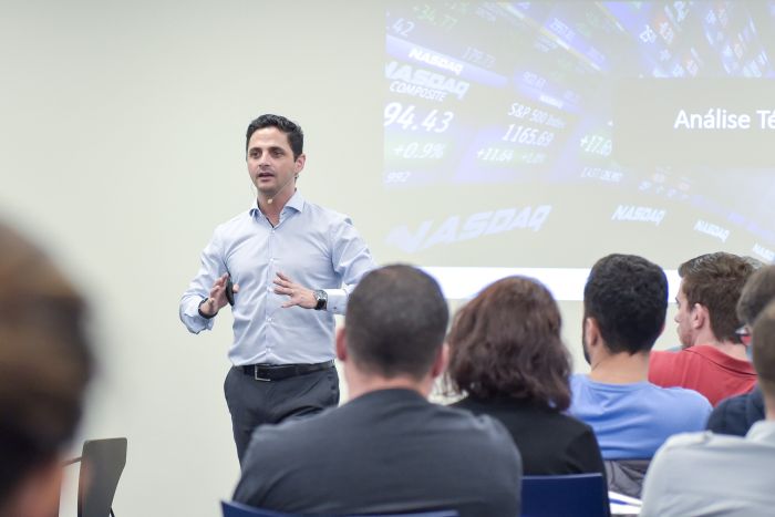 Em momento de dificuldade financeira, somado ao desemprego e pandemia, Uesley Lima dá dicas de como sobreviver a essa fase - Foto: Divulgação Em momento de dificuldade financeira, somado ao desemprego e pandemia, Uesley Lima dá dicas de como sobreviver a essa fase - Foto: Divulgação