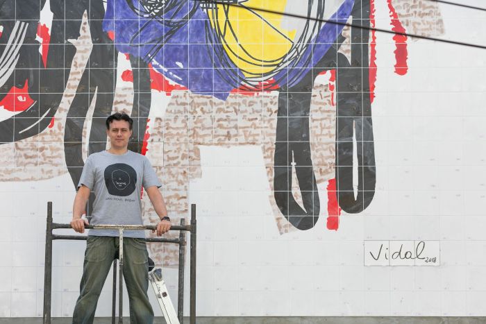 Presidente da APAP/PR inaugura mural sobre mobilidade urbana