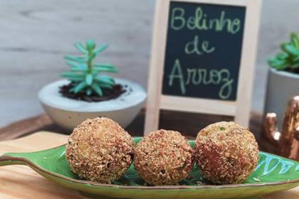 Chefs lançam projeto gratuito que ensina receitas de infância aos seguidores durante quarentena