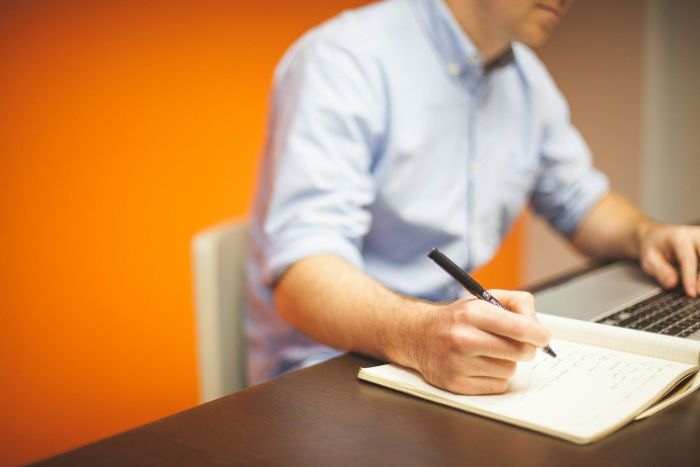 Fique em casa: PUCPR oferece cursos online gratuitos 