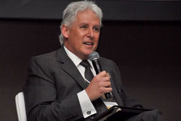 Advogado Carlos Eduardo Hapner lança programa DadoCast