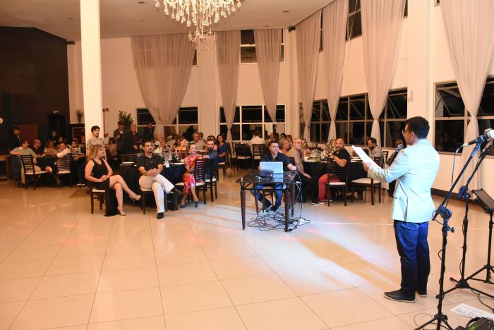 APMC reúne associados e diretores em jantar de confraternização de Natal
