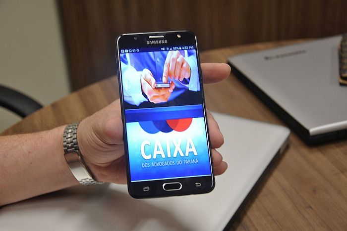 Benefícios na palma da mão com o aplicativo CAA-PR