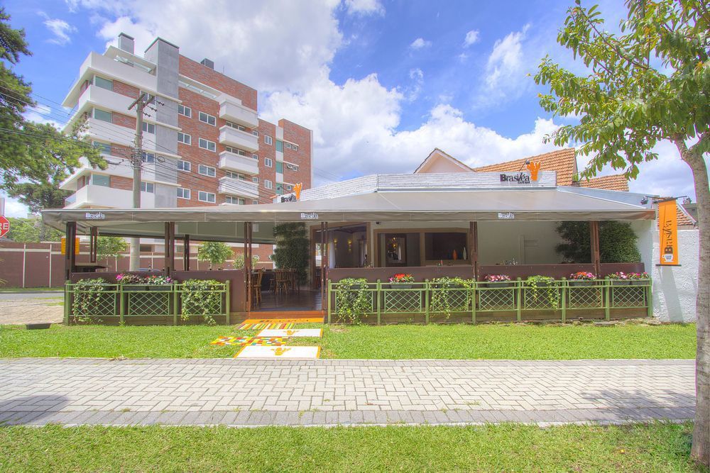 Brasiléa Café comemora três anos de cozinha multicultural em Curitiba