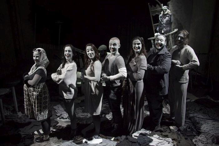 Montagem teatral traz reflexão sobre as relações humanas na Caixa Cultural Curitiba