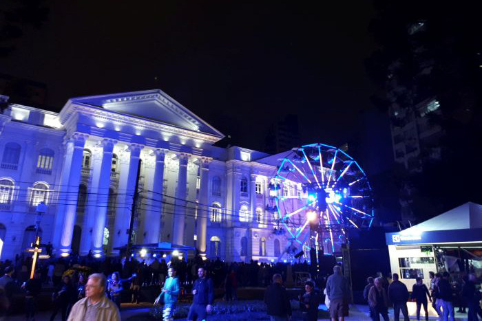 Pelo segundo ano, Electrolux traz vila de natal para Curitiba