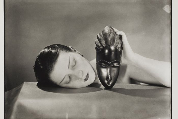 MON realiza a exposição “Man Ray em Paris”