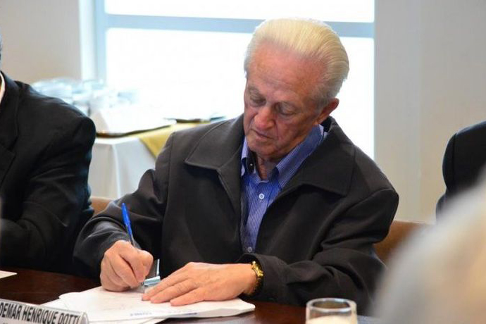 Os dez erros que mais levam empresas à falência no Brasil, analisados por um administrador com 50 anos de experiência