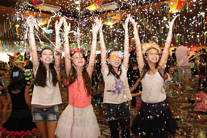 Santa Mônica promove Carnaval para toda a família