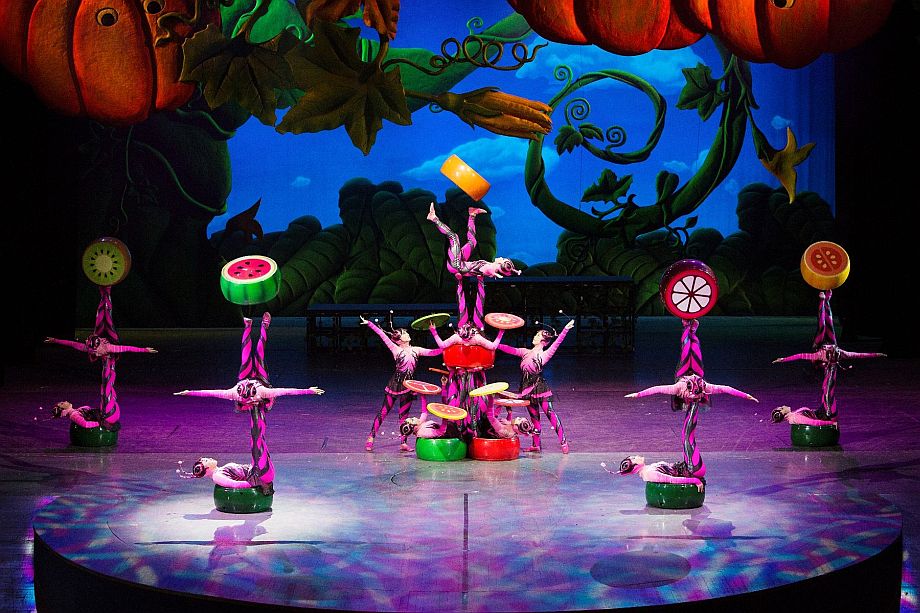 Circo da China volta a Curitiba