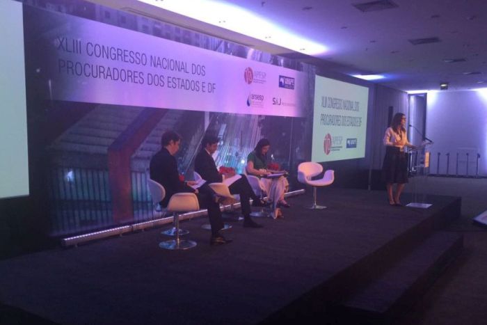 Tese de Dayana Uhdre recebe aprovação no Congresso de Procuradores