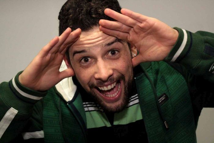 Fábio Lins se apresenta em Curitiba com formato inédito de stand up