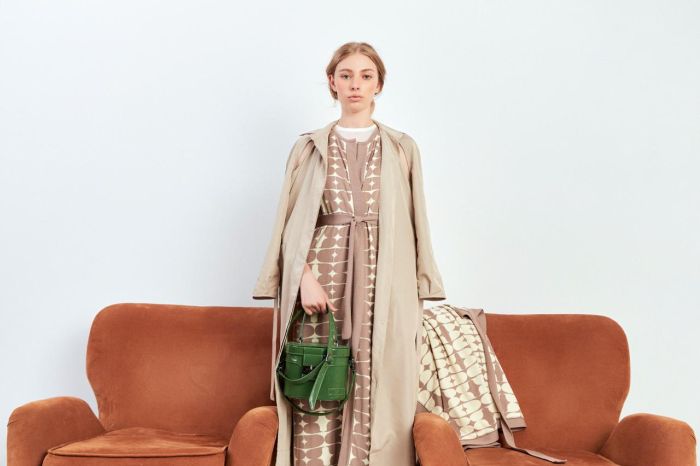 Dindi reinventa o pijama e inaugura um novo luxo para vestir dentro e fora de casa